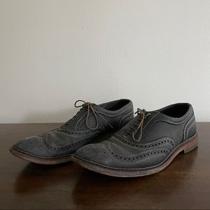 Allen Edmonds Oxford Wingtip shoe - 10.5